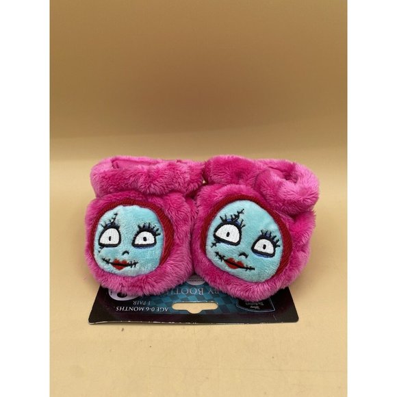 NEW Nightmare Before Christmas Pink SALLY BABY BOOTIES Shoes Plush 0-6 Months - Picture 8 of 9